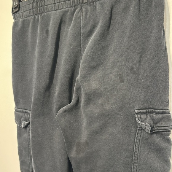 Nike Youth Size Large black Sweatpants Elastic Waist Drawstring Cargo Pockets - Picture 10 of 12
